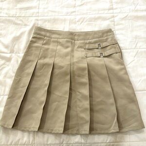 French Toast | Girl’s Khaki Adjustable Skirt | Size 14 (but fits women small)